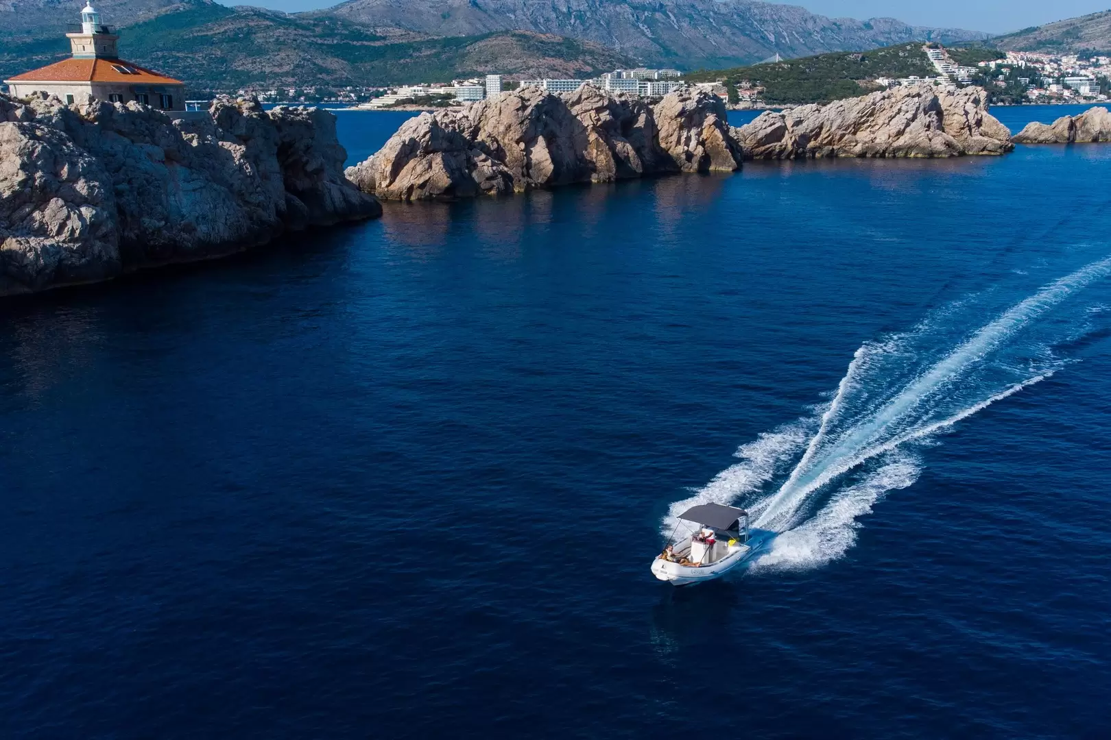 Boat charter